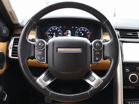 Used 2018 Land Rover Discovery HSE Luxury image 13