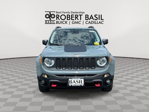 Used 2016 Jeep Renegade Trailhawk w/ Cold Weather Group AWD/4WD image 3