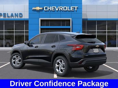 New 2026 Chevrolet Trax LS w/ LS Convenience Package