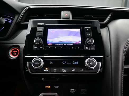 Used 2019 Honda Insight LX image 17