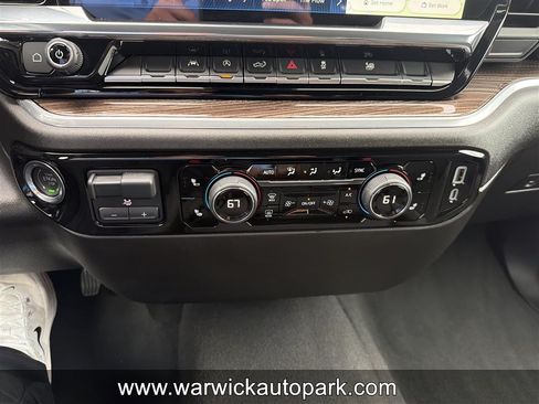 Used 2026 Chevrolet Silverado 1500 LT AWD/4WD image 10