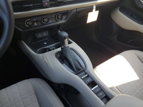 New 2026 Honda HR-V LX image 17