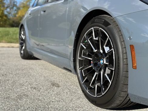 New 2026 BMW M5 w/ Executive Package image 9