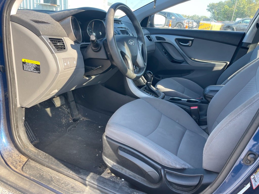 Used 2016 Hyundai Elantra SE FWD image 6