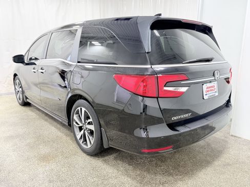 Used 2022 Honda Odyssey Touring image 6