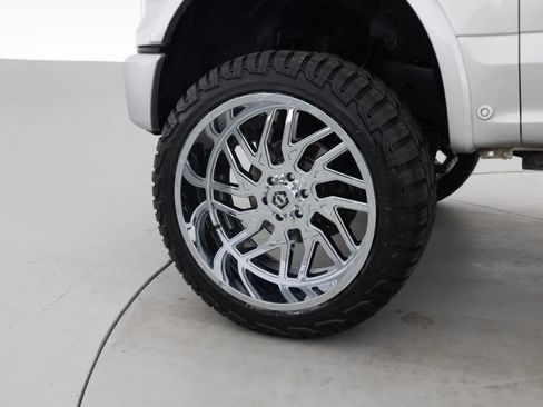Used 2016 Ford F150 Platinum w/ Equipment Group 701A Luxury AWD/4WD image 18