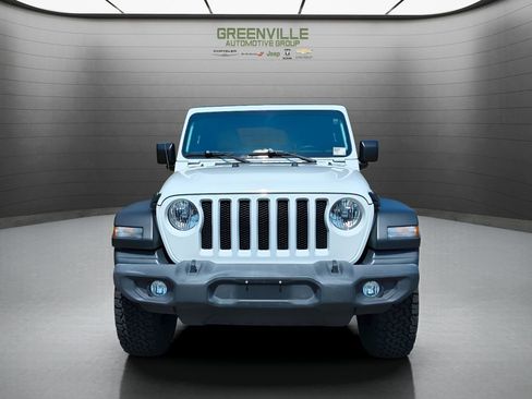 Used 2021 Jeep Wrangler Sport S image 9