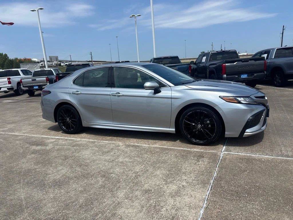 Used 2024 Toyota Camry XSE FWD image 7