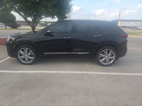 Used 2021 Chevrolet Blazer Premier w/ Driver Confidence II Package AWD/4WD image 2
