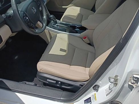 Used 2014 Honda Accord EX-L image 9