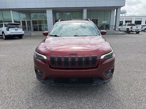 Used 2020 Jeep Cherokee Latitude Plus FWD image 2