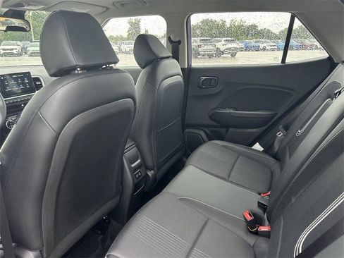 New 2025 Hyundai Venue Limited image 20
