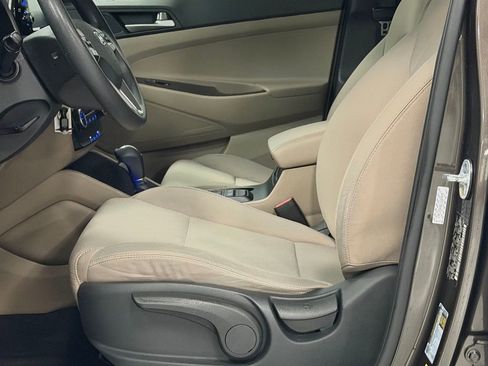 Used 2020 Hyundai Tucson SE FWD image 12