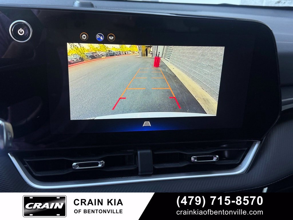 Used 2025 Chevrolet Equinox LT AWD/4WD image 16