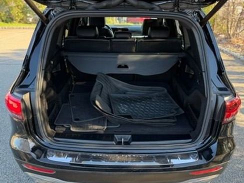 Used 2022 Mercedes-Benz GLB 250 4MATIC w/ Premium Package Lite image 14