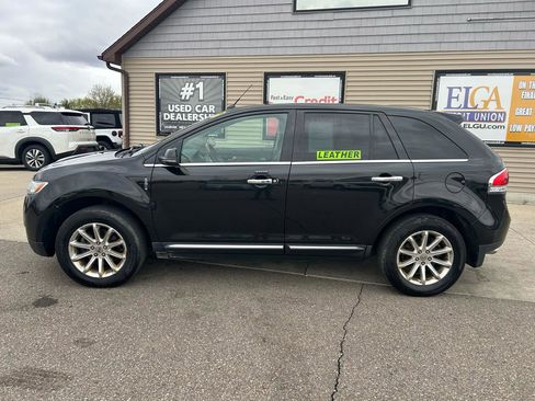Used 2014 Lincoln MKX AWD w/ Equipment Group 101A image 8
