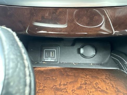 Used 2019 INFINITI QX60 Luxe w/ Sensory Package AWD/4WD image 39