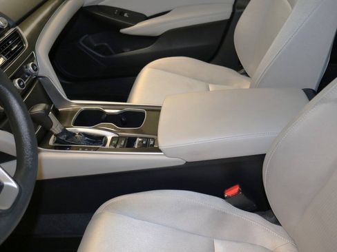 Used 2022 Honda Accord LX image 43