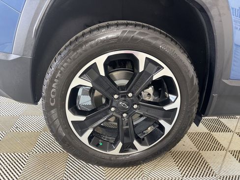 Used 2026 Chevrolet Equinox LT AWD/4WD image 28