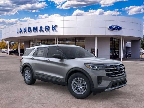 New 2026 Ford Explorer Active AWD/4WD image 7