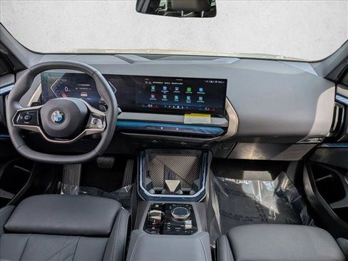 Certified 2025 BMW X3 xDrive30i w/ Convenience Package AWD/4WD image 18