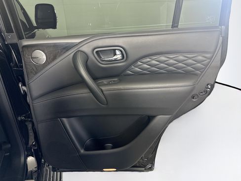 Used 2022 INFINITI QX80 Sensory w/ Cargo Package image 32