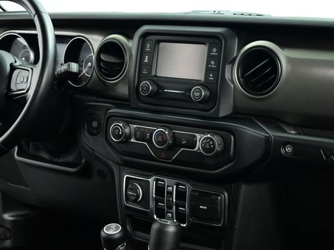 Used 2020 Jeep Wrangler Unlimited Sport S image 31