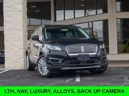 Used 2019 Lincoln MKC Premiere image 1