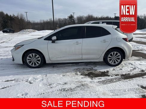 Used 2024 Toyota Corolla SE w/ SE Package image 1