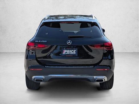 New 2026 Mercedes-Benz GLA 250 image 8