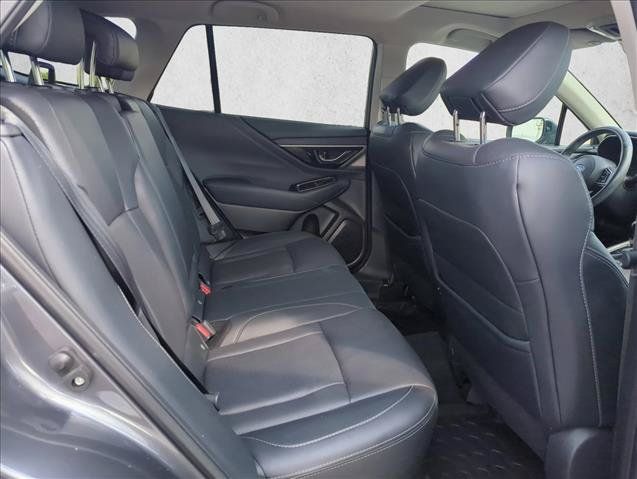 Used 2022 Subaru Outback Limited AWD/4WD image 19