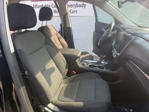 Used 2019 Chevrolet Traverse LS AWD/4WD image 11
