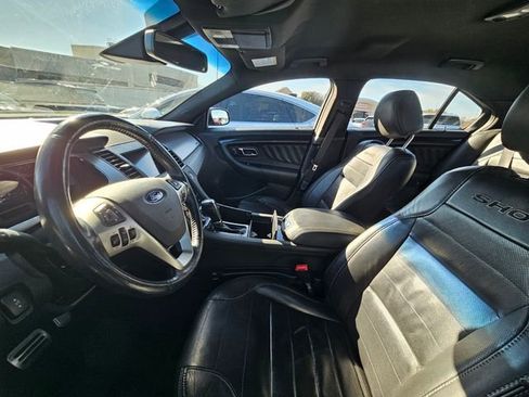 Used 2017 Ford Taurus SHO image 11