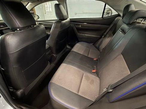 Used 2018 Toyota Corolla SE w/ Carpet Mat Package (TMS) FWD image 22