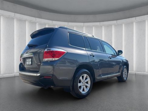 Used 2012 Toyota Highlander SE w/ Protection Pkg AWD/4WD image 5