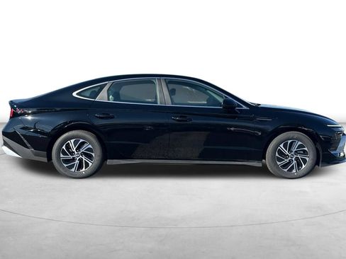 New 2026 Hyundai Sonata Blue FWD image 7