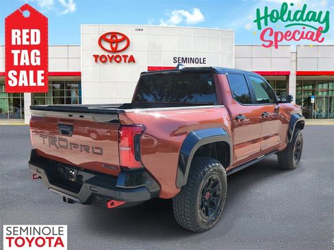 Used 2024 Toyota Tacoma TRD Off-Road image 3