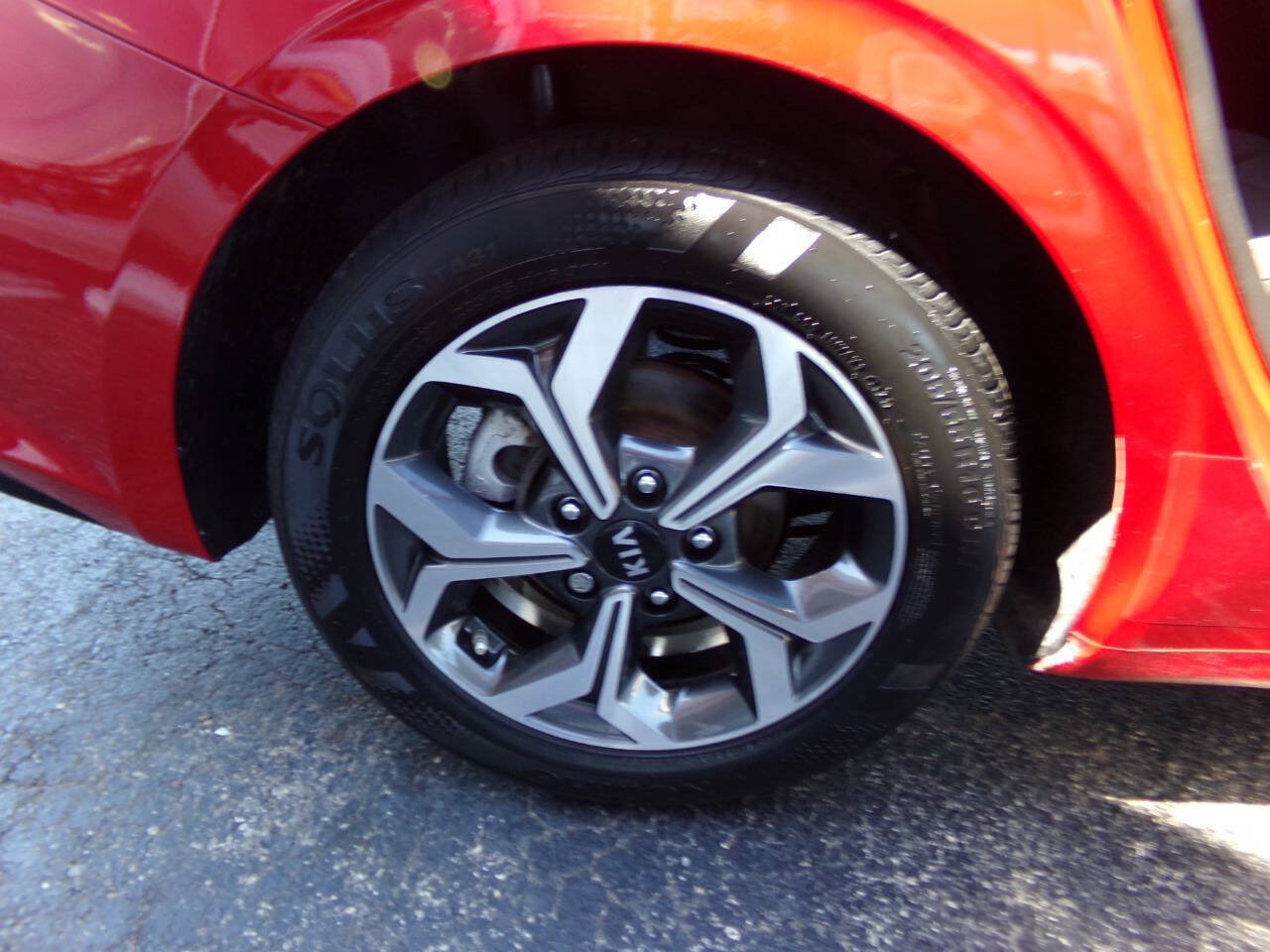 Used 2021 Kia Forte LXS FWD image 29