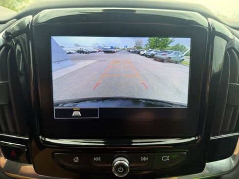 Used 2023 Chevrolet Traverse LT w/ Midnight/Sport Edition AWD/4WD image 31