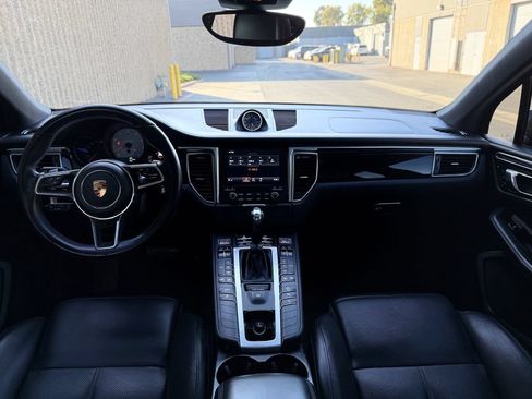 Used 2018 Porsche Macan S AWD/4WD image 19