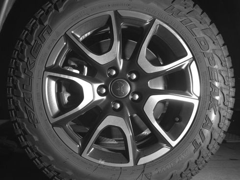 Used 2025 Jeep Compass Trailhawk AWD/4WD image 12