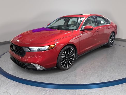 Used 2023 Honda Accord Touring image 1
