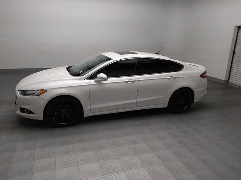 Used 2014 Ford Fusion Titanium image 2