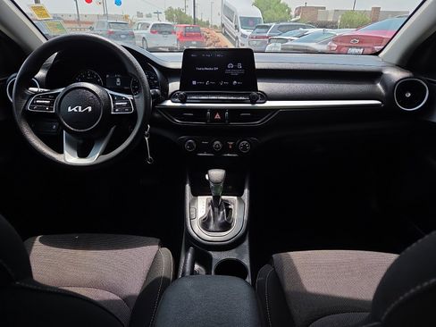 Used 2024 Kia Forte LXS FWD image 7