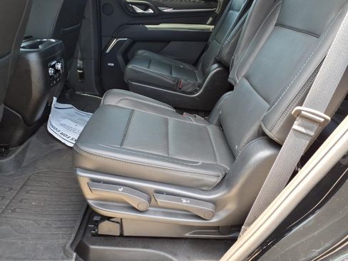 Used 2023 GMC Yukon Denali w/ Denali Reserve Package AWD/4WD image 10