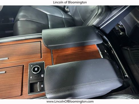 Used 2023 Lincoln Navigator L Reserve AWD/4WD image 31