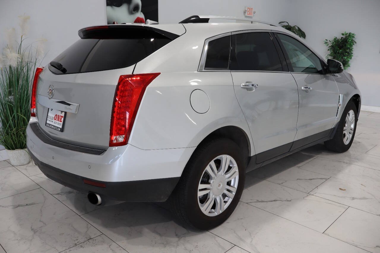 Used 2010 Cadillac SRX Luxury AWD/4WD image 4