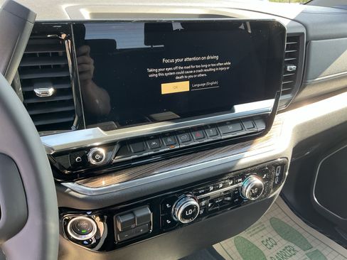 New 2026 GMC Sierra 1500 Elevation AWD/4WD image 19
