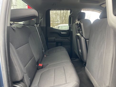Used 2022 Chevrolet Silverado 1500 Custom w/ Safety Confidence Package image 20