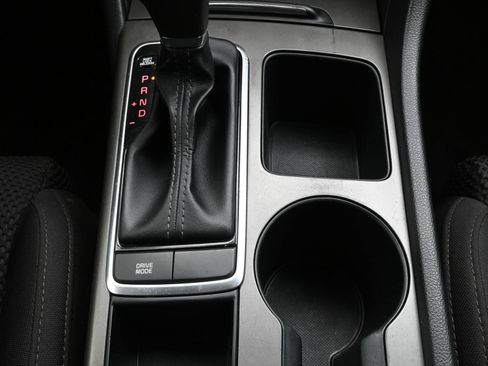 Used 2020 Kia Optima LX image 19